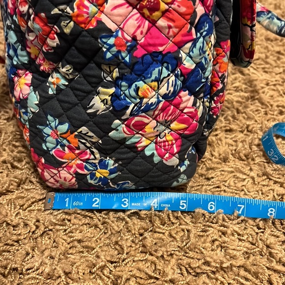 Vera Bradley Tote in Breast Cancer Awareness Print - Picture 8 of 9